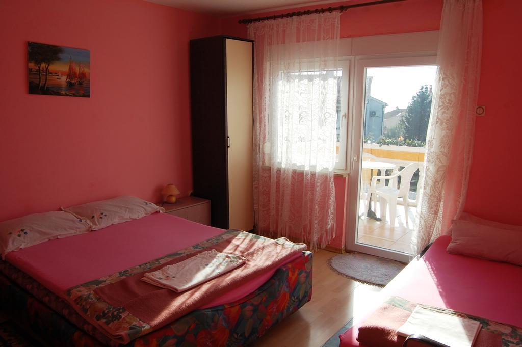 Apartments Setka 크르크 객실 사진